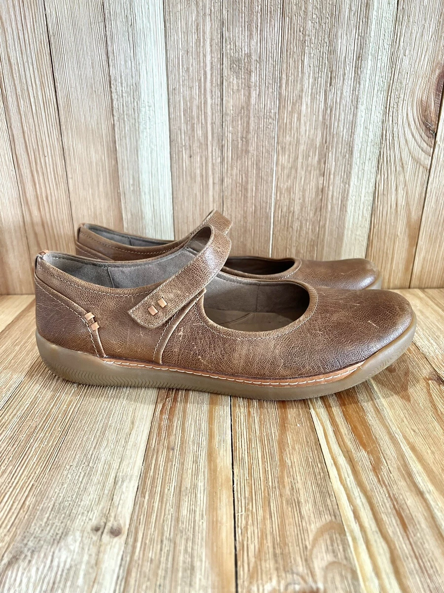 Clarks strap clearance shoes
