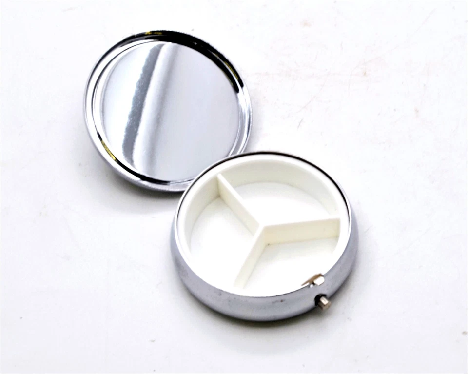 Jeweled Pill Trinket Box with Elephant Design. Hand Set Swarovski Crystal - Image 3 of 3