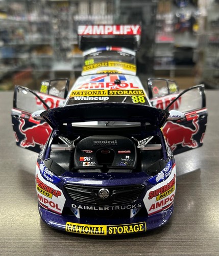 830444 2021 BATHURST WHINCUP LOWNDES 88 AMPOL HOLDEN ZB COMMODORE 1:18 MODEL CAR - Picture 6 of 8