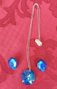 NECKLACE AND CLIP  EARRING SET. BLUE FACETED BEADS. HAND MADE