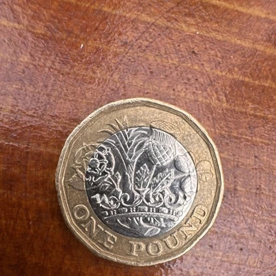 1 Pfund / One Pound Münze / Coin Elizabeth II - 2016 - Guter Zustand Selten - Bild 1 von 4