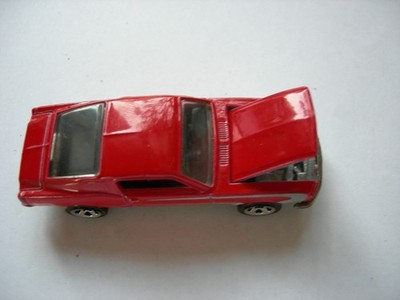 Hot Wheels 1968 Ford Mustang rot  Zustand  nahezu unbespielt