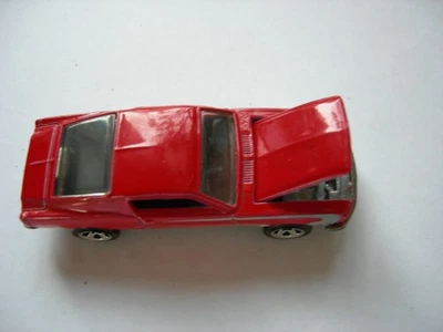 Hot Wheels 1968 Ford Mustang rot Zustand nahezu unbespielt - Bild 1 von 4