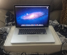 MacBook Pro 15-inch Early 2011 2 GHz Intel Core i7 4 GB Memory / 1 TB SSD USED