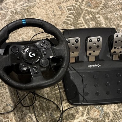 Logitech G29 Racing Wheel Controller w/ Pedals for Sony PlayStation 4 PS4
