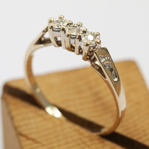 Diamond Trilogy Ring
