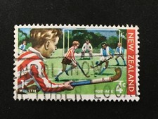 NEW ZEALAND 1971 HEALTH 4C HOCKEY - USED