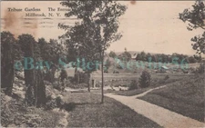 Millbrook NY - THE ENTRANCE TO TRIBUTE GARDEN - Postcard