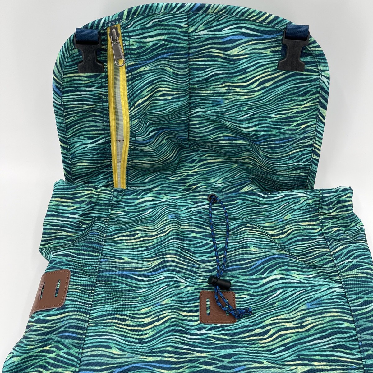 Patagonia Arbor Pack 26L Backpack Multicolor Wavy Print  display picture 3