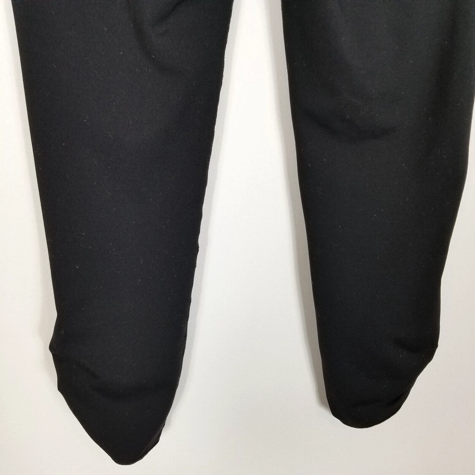 alo-yoga cool fit cropped ruched hem athletic yoga running pants