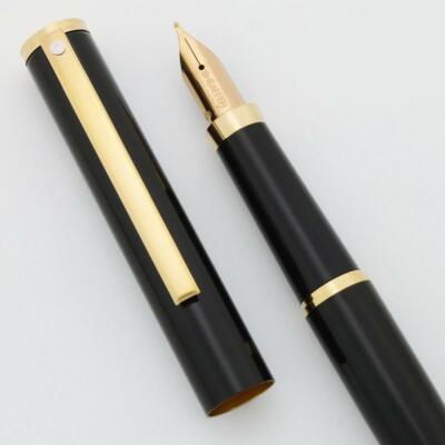 Sheaffer Fashion II Fountain Pen (#286) - Black w GT, Medium Nib