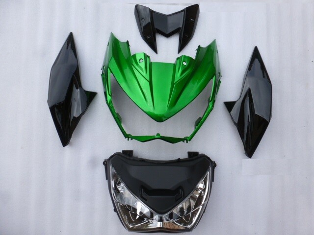 Tête de fourche avec masque optique pour Kawasaki Z800 et Z800E modèle de 2012 à 2017 coloris noir
