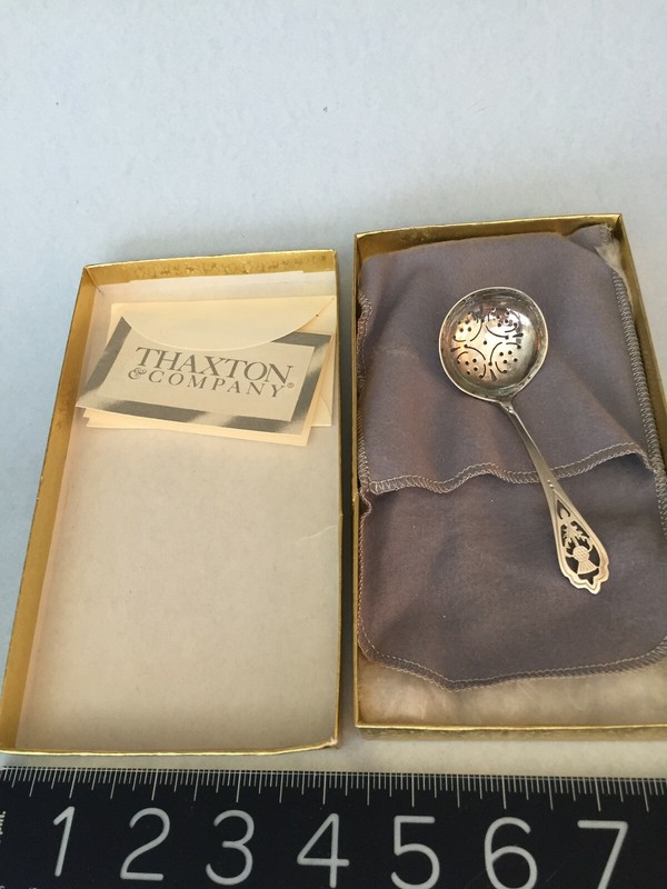 New/Old Stock THAXTON & COMPANY Madison Ave Store silver SUGAR SPOON w/bag/box