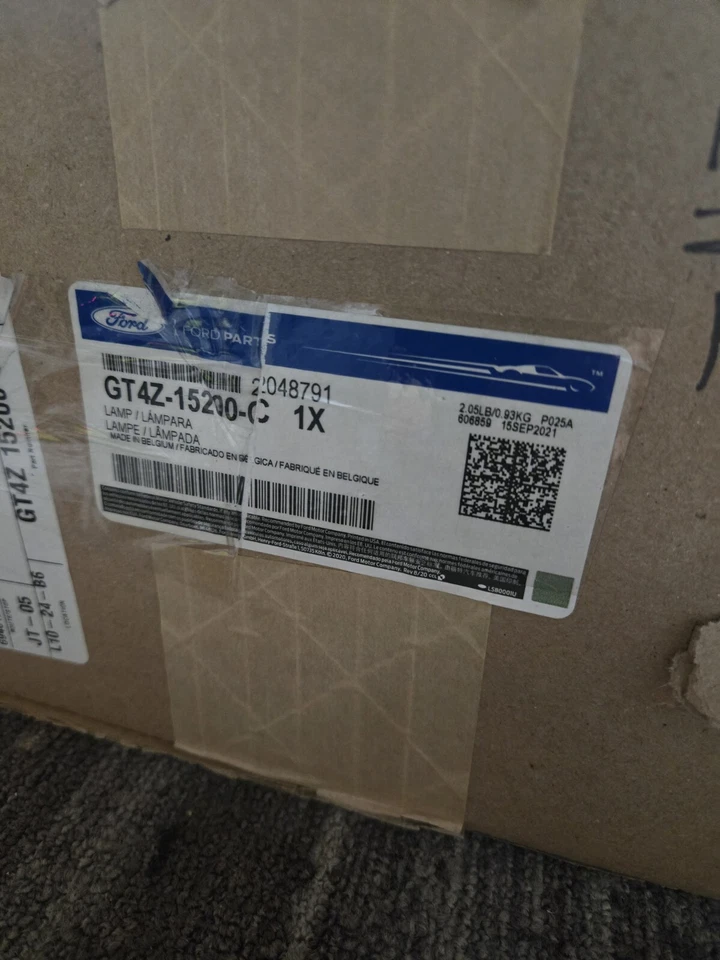 2018-2021年福特探险右侧雾灯LED原始设备制造商 — 第 2/4 张图片