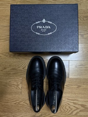 Prada A/W 19 Spazzolato Leather Derby Shoes Size 8 US men