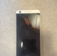 HTC White HTC Desire Verizon 4G LTE Wi-Fi Bar Style Mobile Phone Wireless Device