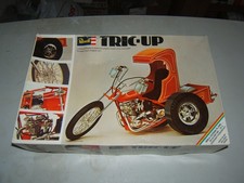 REVELL 1/8 SCALE TRIC-UP MOTORCYCLE KIT #H-1222 COPYRIGHT 1969 STARTED.