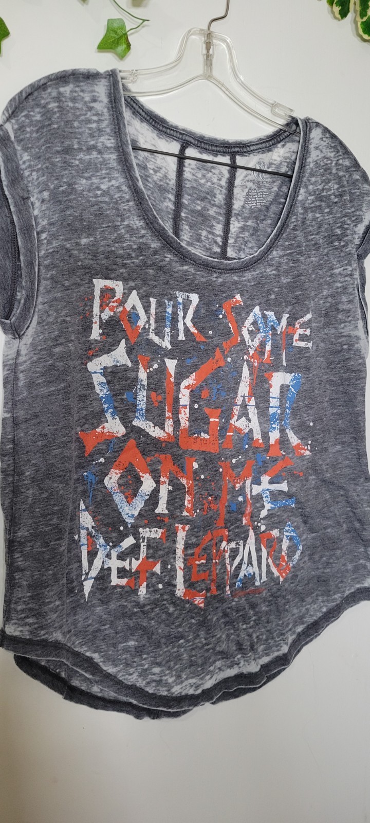 Rock & Republic Pour Some Sugar On Me Def Leppard Women's Small Grey Top Shirt
