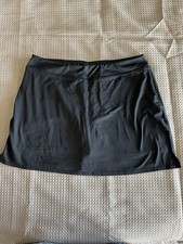Columbia Women s Skort Black Size 8 Outdoor Athletic Golf Hiking Skirt Shorts