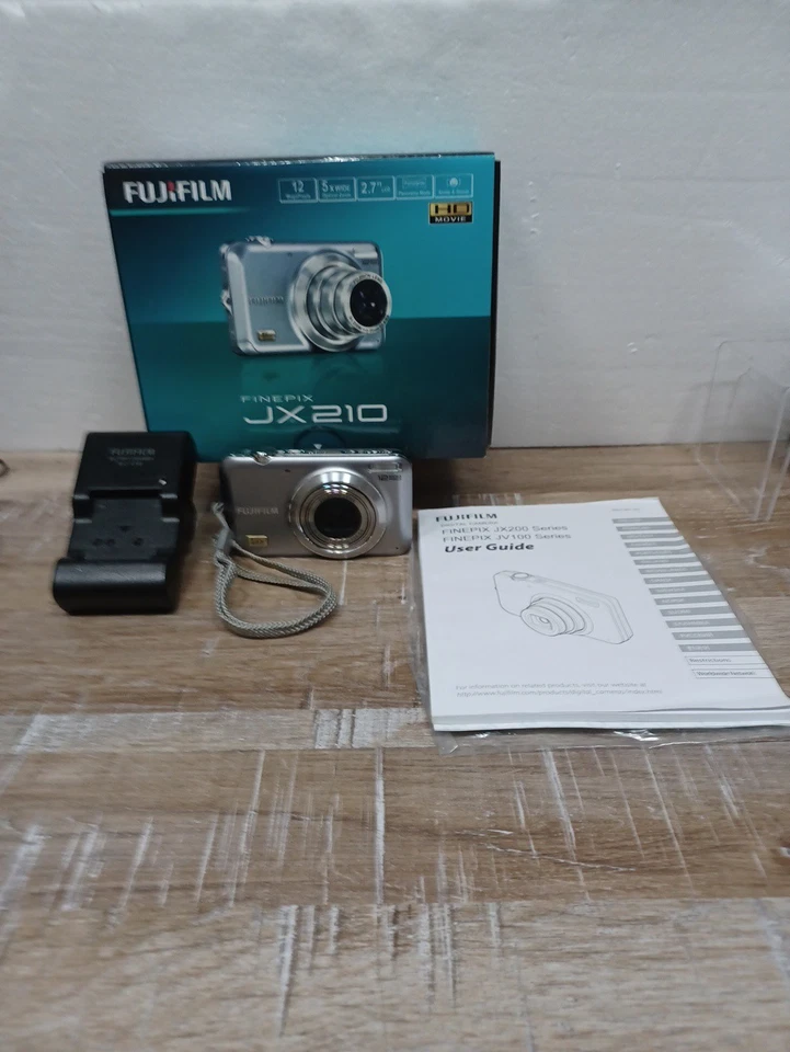 Fujifilm Digital Camera FinePix JX210 12.0MP Silver Tested Full Working Set, photo 1 of 5