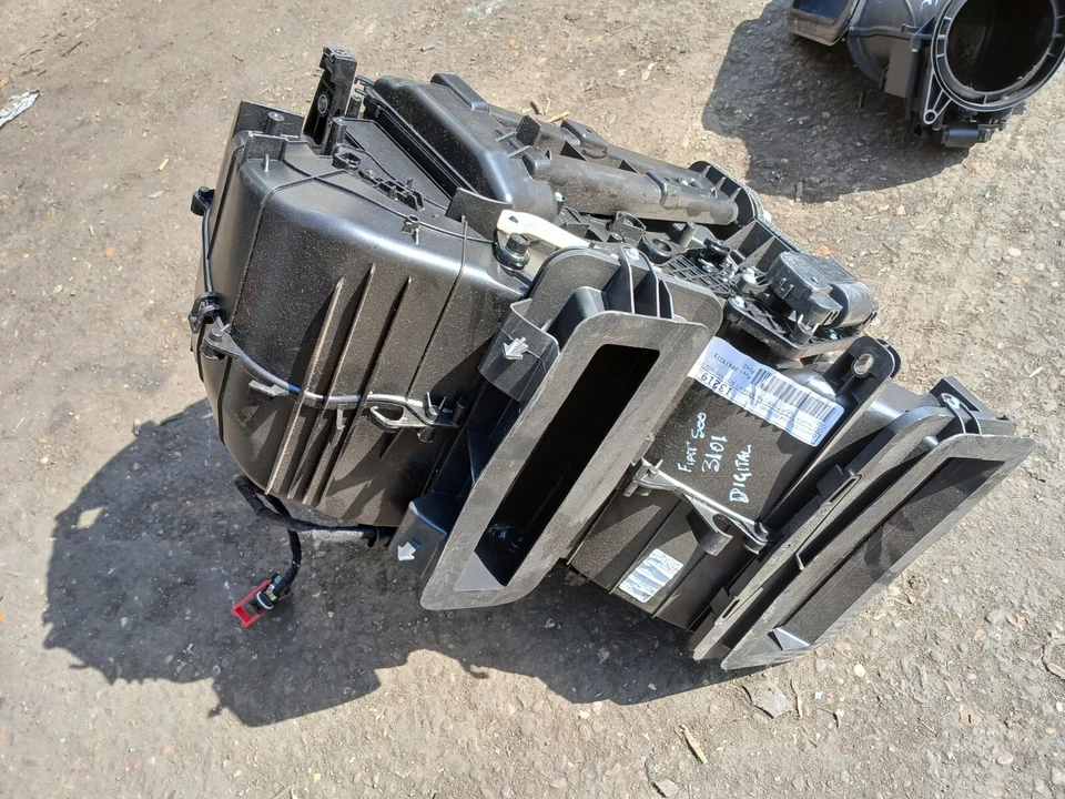 FIAT 500 2008-2015 0.9 CAJA CALEFACTORA MATRIZ CON A/C DIGITAL COMPROBACIÓN COMPATIBILIDAD Foto 2 de 4