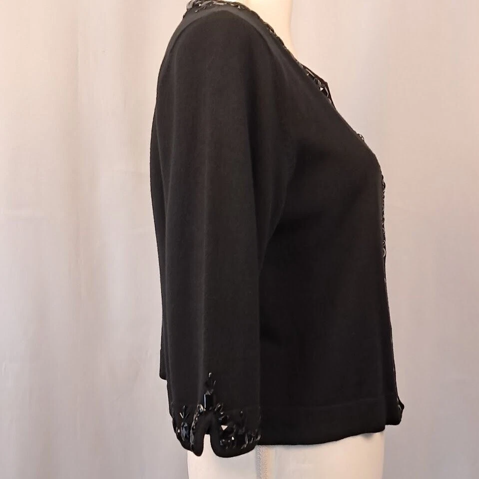 NUEVO CON ETIQUETAS ELLIOTT LAUREN XL Cárdigan Corto Adornado Negro sobre Negro Funky Artístico Glam Foto 3 de 4