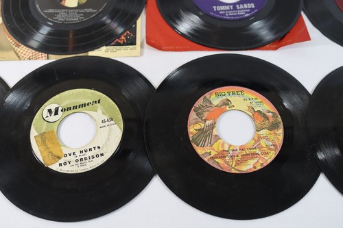 17 Vintage Pop Folk Vinyl 45's Lennon Sisters Tommy Sands Perry Como Orbison - Picture 12 of 23