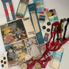 Lot of Vintage Sewing Supplies Thread Buttons Zippers Needles Patterns