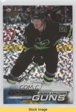 2022 Series 1 Young Guns Speckled Rainbow Foil Fredrik Karlstrom #229 READ q2c