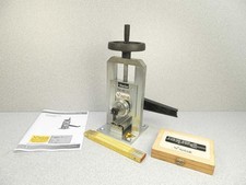 Uniflex UP 10 Ecoline Armaturenprägegerät   Prägegerät  -   inkl.19%