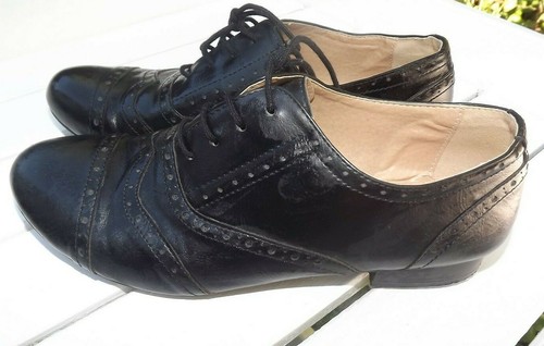 LADIES LONDON REBEL BLACK LACE UP SHOES 