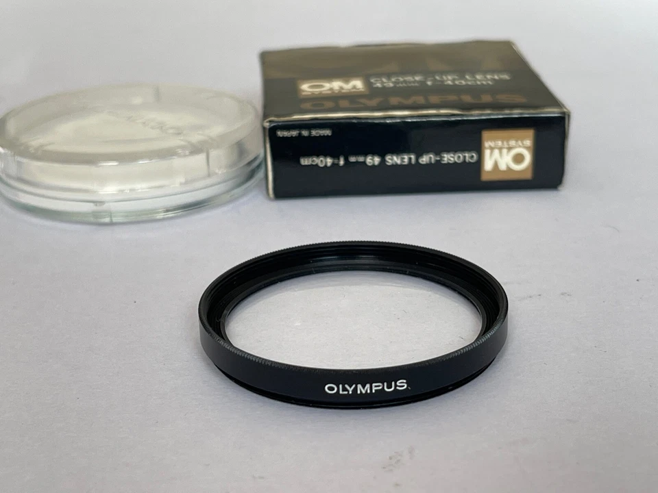 Olympus 49mm Close-up f =40cm Filter and Keeper - Image 2 of 2