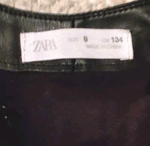 Zara kid's black faux leather jumpsuit 9 - Picture 5 of 5