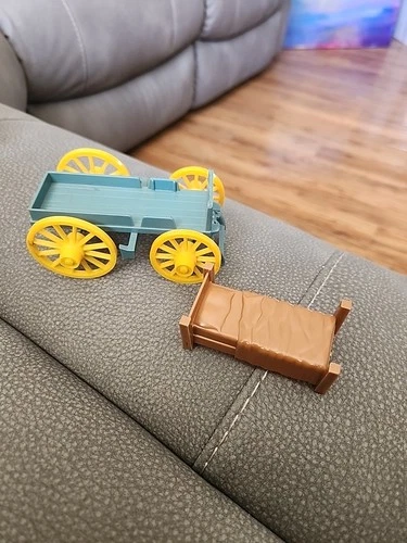 Vintage Marx Blue Buckboard Wagon & Marx Bed Replacement