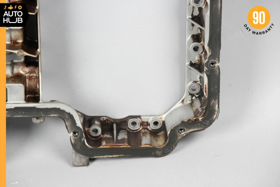 01-05 Mercedes W211 E320 CLK320 C32 AMG cárter de aceite superior del motor 1120141402 OEM Foto 4 de 4