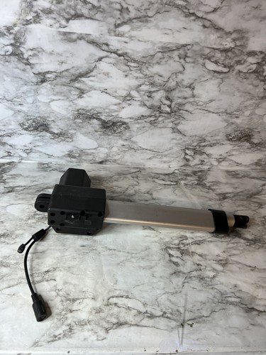 Oken Refined Deltadrive IP20 Genuine Footrest Motor Replacement 1.28.000.110.30 - Picture 7 of 8