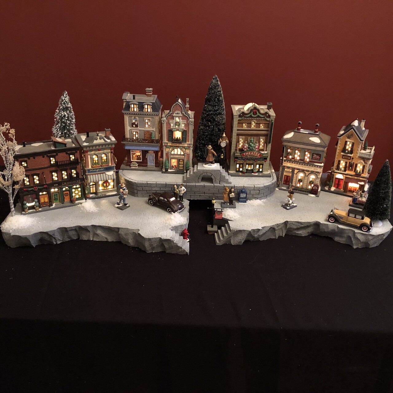 Picture 1 of 12