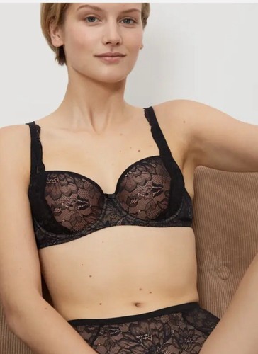 Triumph AMOURETTE CHARM Wired padded bra - Picture 3 of 7