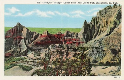Postcard SD: Vampire Valley, Cedar Pass, Bad Lands Natl Monument WB 1920's