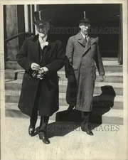 Press Photo Dr Geo VI Brown & Dr Selby Brown - mja17864