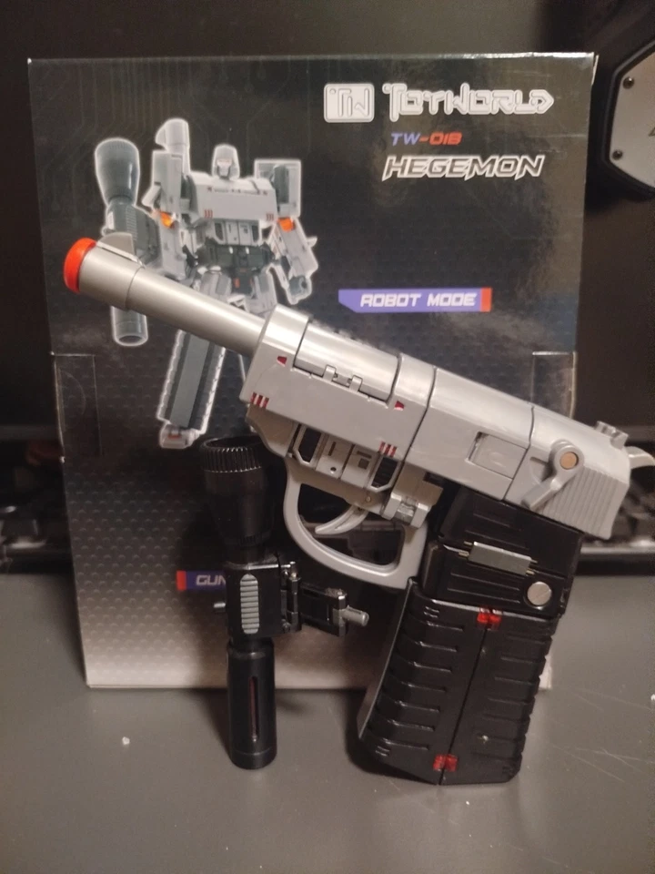 Transformers Hegemon G1 Megatron  - Imagen 4 de 4