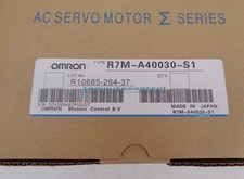 1PCS NEW Omron R7M-A40030-S1 servo motor