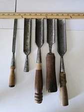 5 Antique Wood Chiselsb( W. Butcher, P.S +W, Buck Bros, James Swan, Witherby