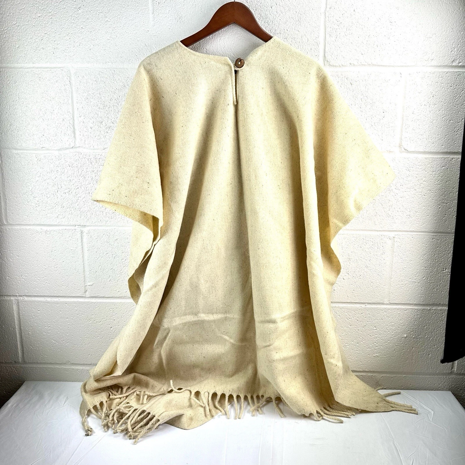 Poncho Cape Beige Tunic Fringe Pullover One Size Boho Natural Wool