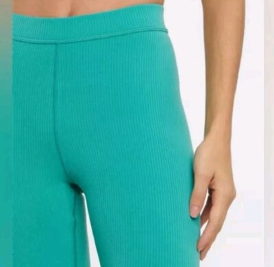 Alo Yoga Ribbed High-Waist 7/8 Blissful Leggings in Ocean Teal