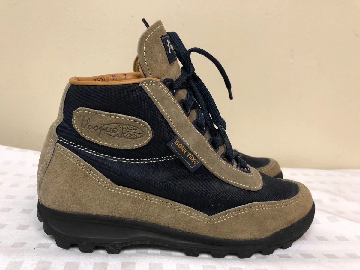 Vasque skywalk hiking boots 2025