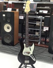 FENDER JAPAN TRADITIONAL 60S JAZZ BASS