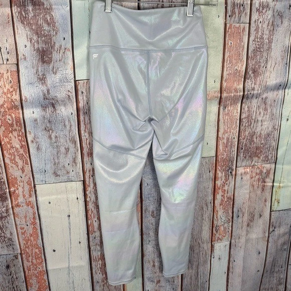 Fabletics XS Leggings Women's Blue Iridescent High Waist Cropped Capris Workout - Image 4 of 4