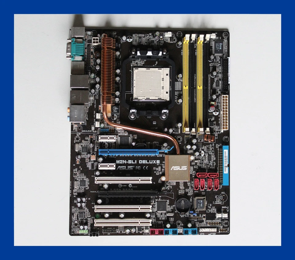 Asus M2N-SLI Deluxe ⭐️ AMD AM2 Scheda madre motherboard Box CD Shield Accessory - Immagine 4 di 4
