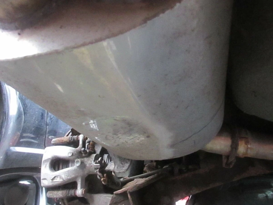 Alfa Romeo Spider 2.4 JTDM 2009 CSC mercado de accesorios escape deportivo secciones traseras - Imagen 4 de 4